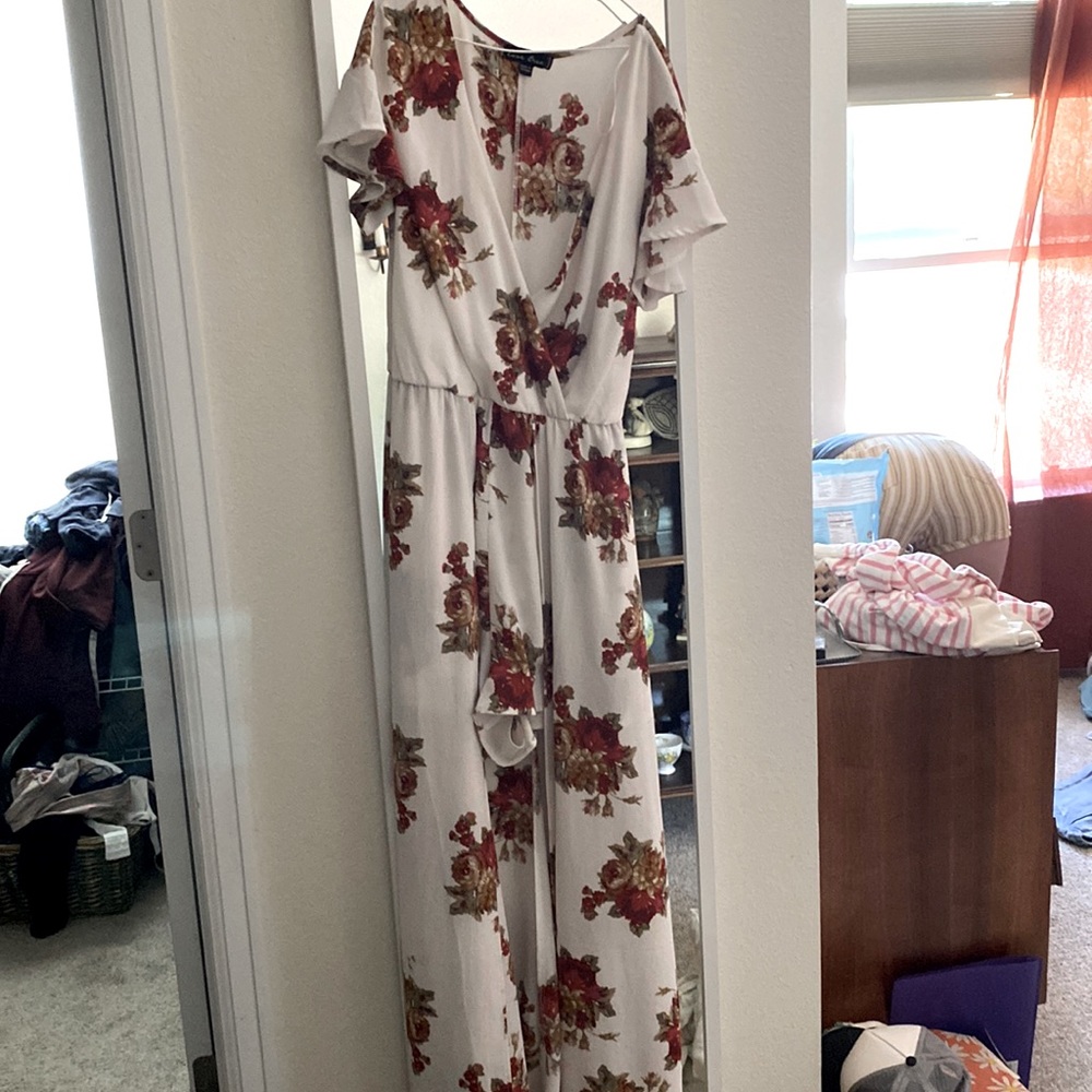 Flowy Flower romper dress with train